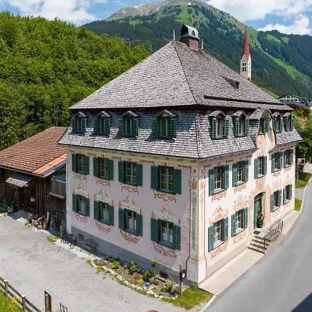 Facetten Reich 32 Holzgau